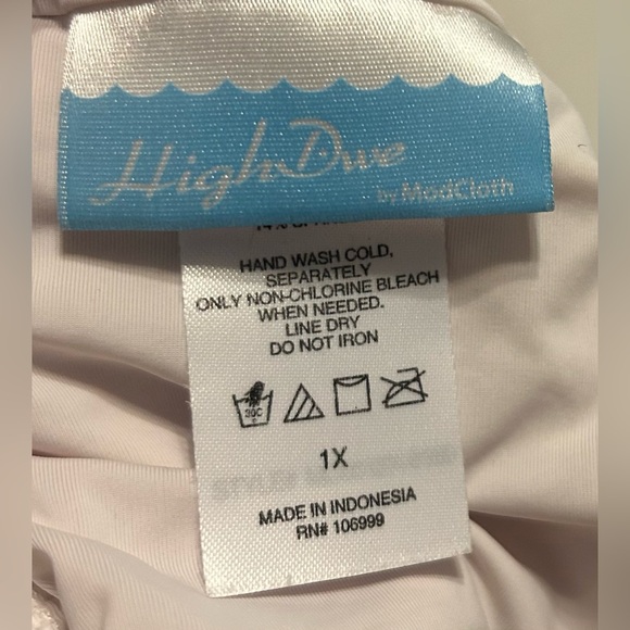 ModCloth Deep End Diva One-Piece Swimsuit in Nautical Navy-stripe - Picture 9 of 9